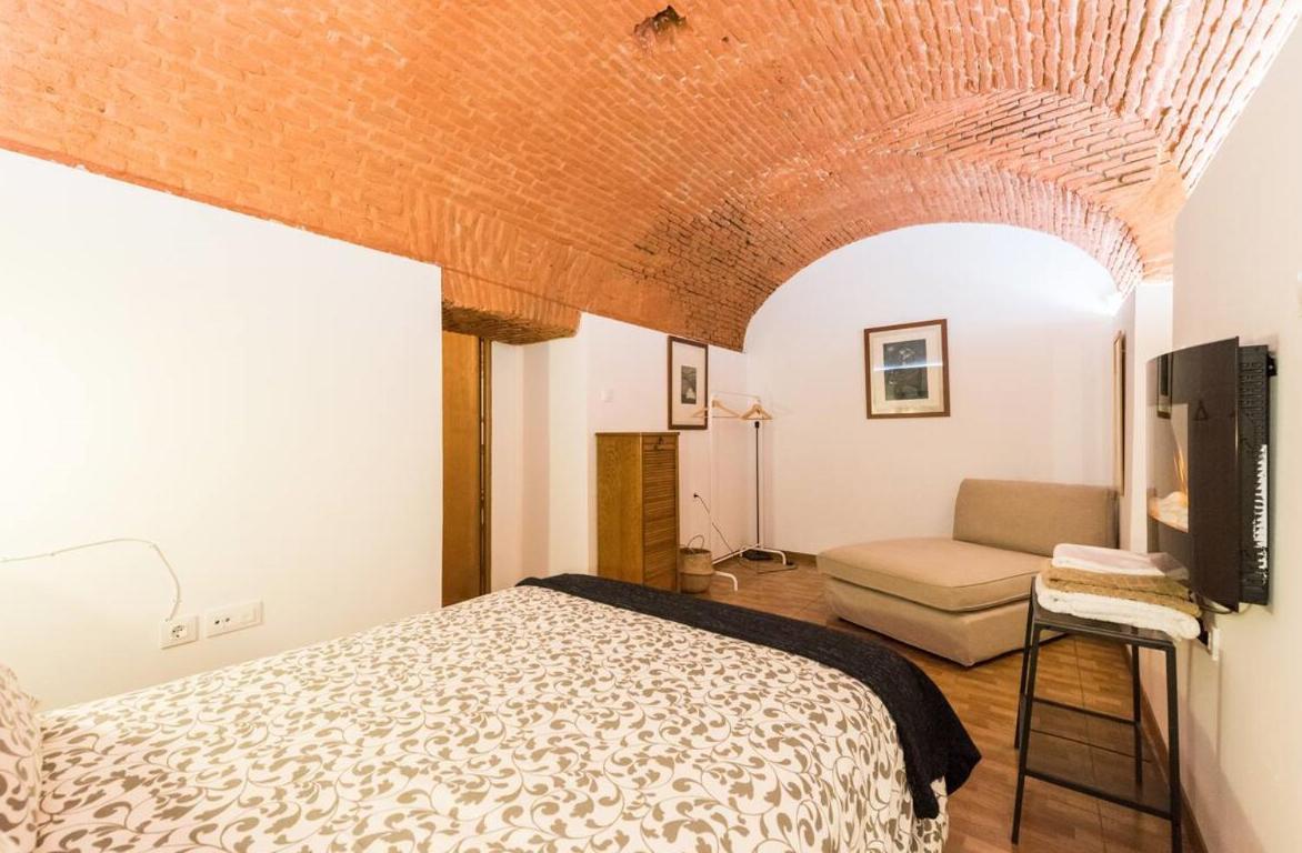 Encomienda Guest House Madrid Exterior foto