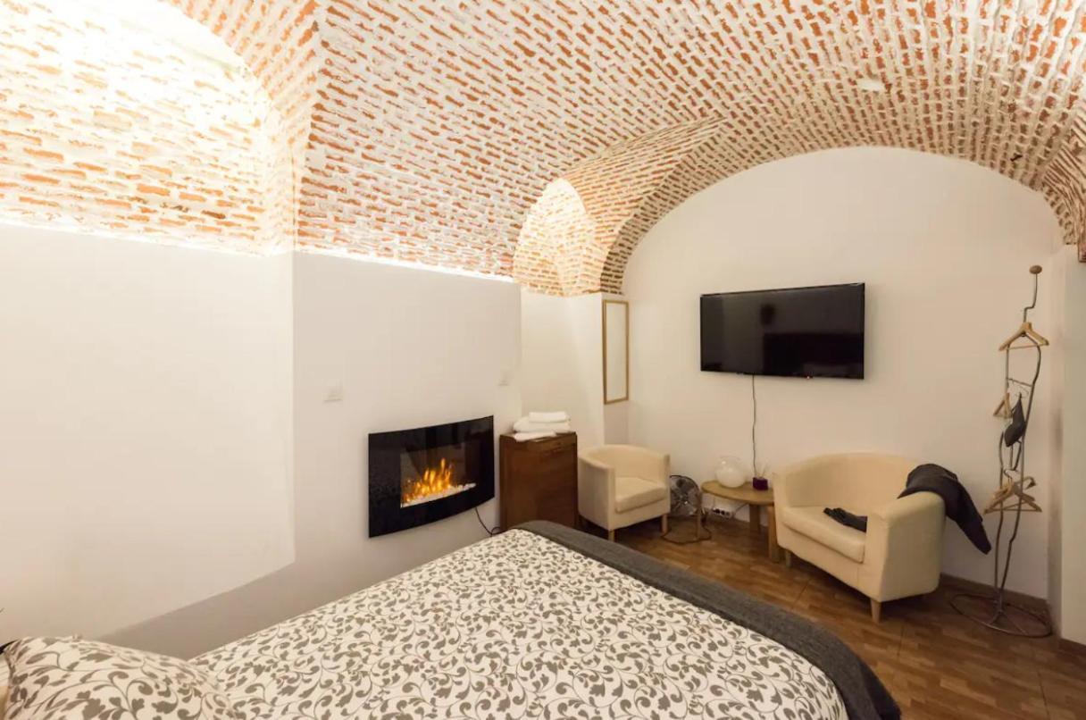 Encomienda Guest House Madrid Exterior foto